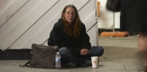 Ice: Mother of three homeless